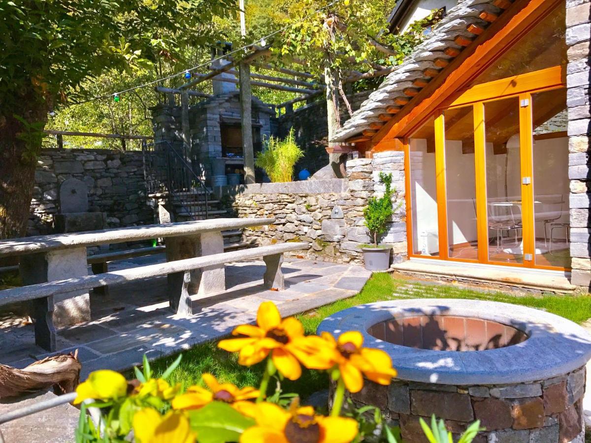 Rustici Maggia Hotel Aurigeno Exterior photo